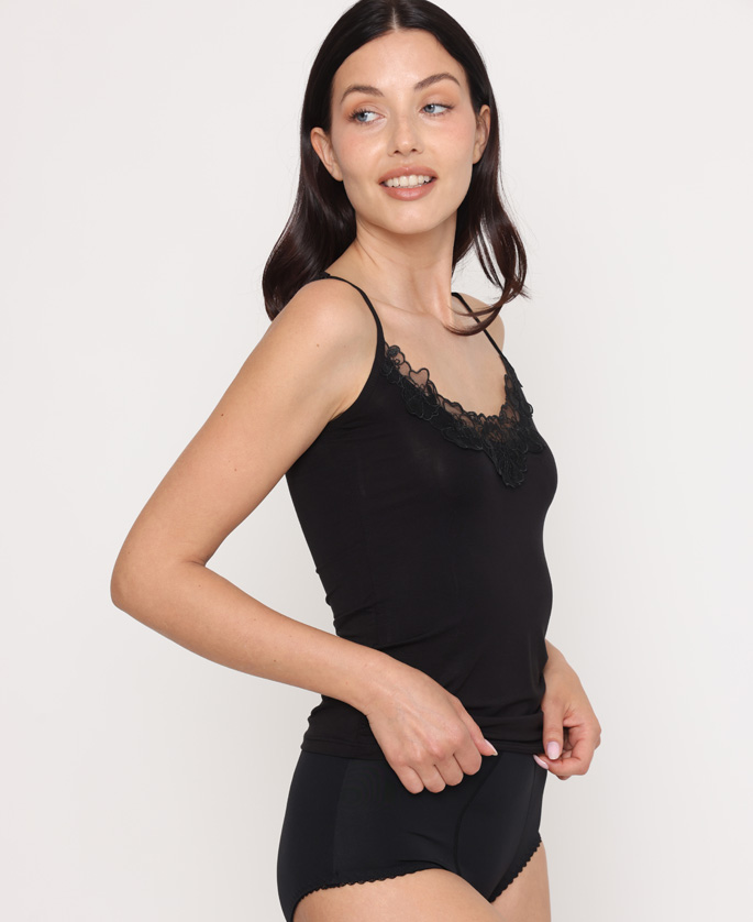 גופיית ספגטי עם עיטור תחרה Rikana בצבע שחור