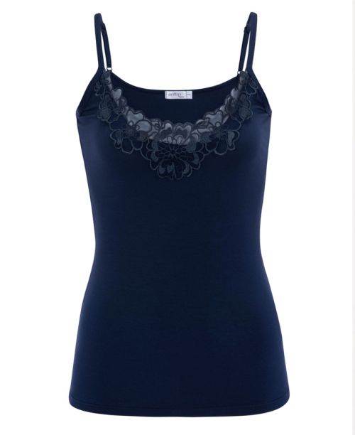 גופיית ספגטי עם עיטור תחרה Rikana בצבע כחול נייבי